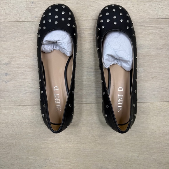 NWT Silent D Annastelle Studded Heels - Picture 8 of 8